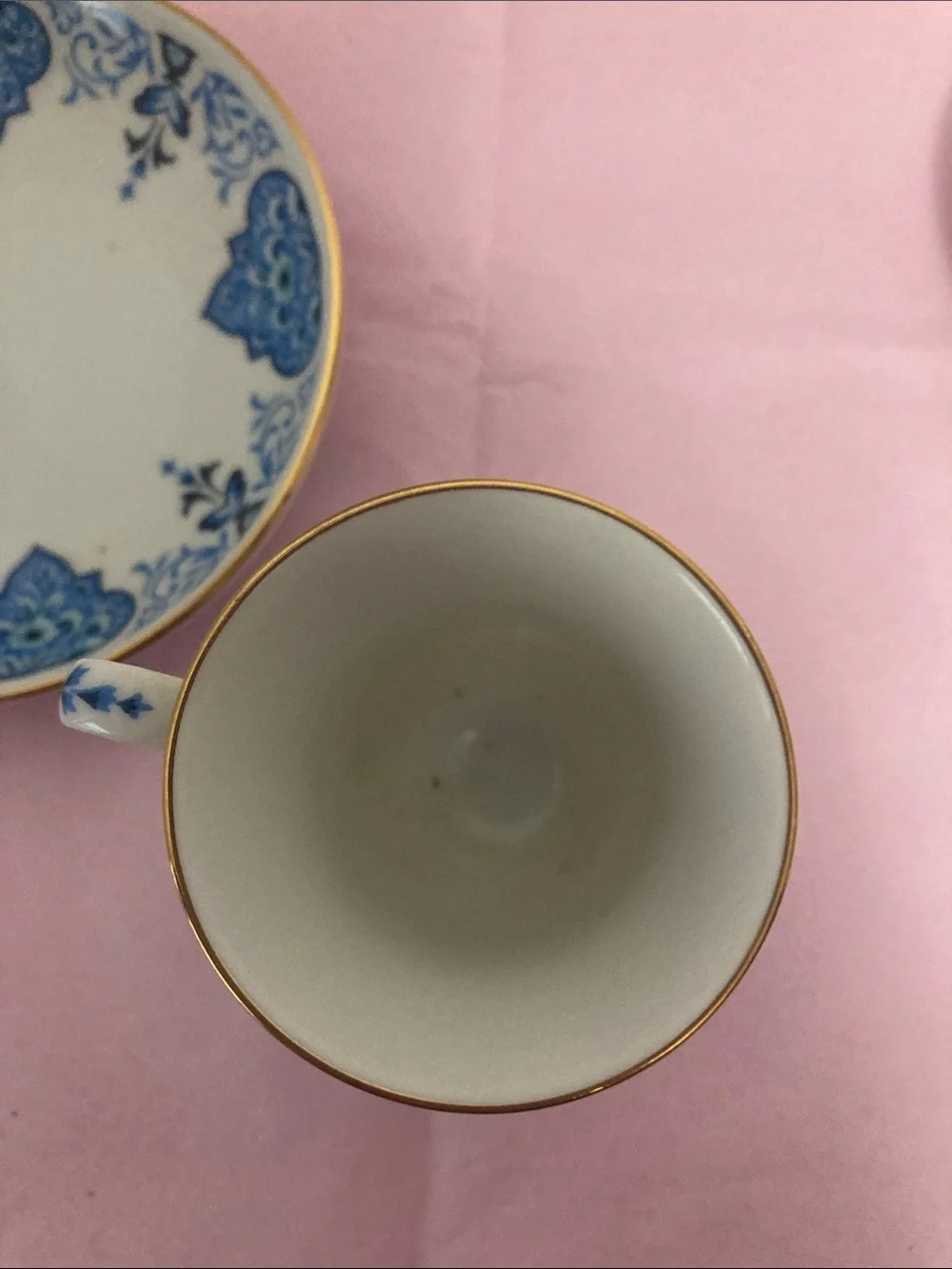 Vintage Avon European cup & saucer set of two Demitasse (Italy) the Netherlands